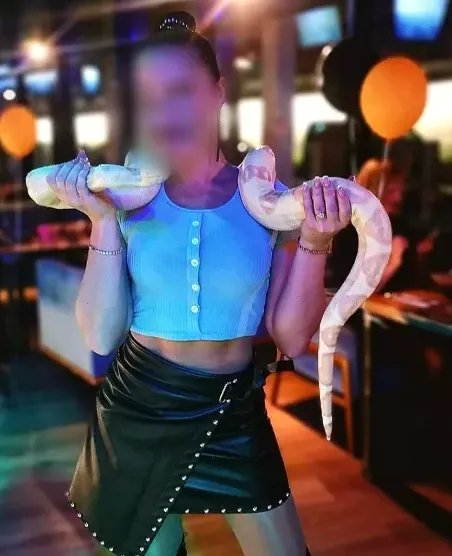Esther, 40