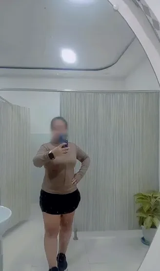 Kirsten, 40