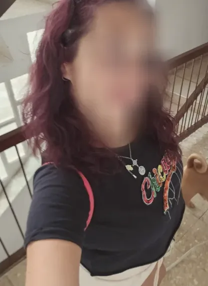 Kirsten, 33