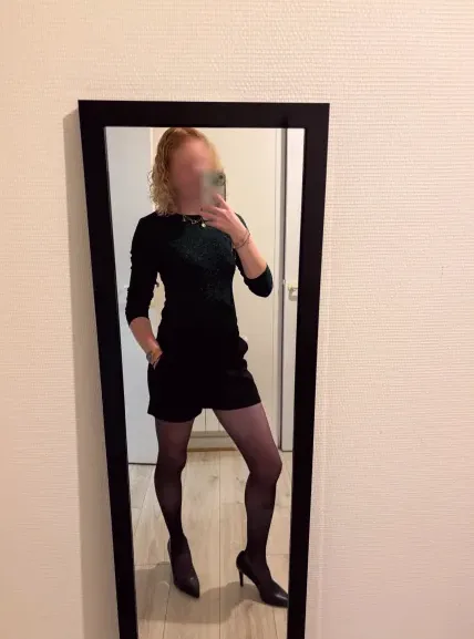 Norah, 25