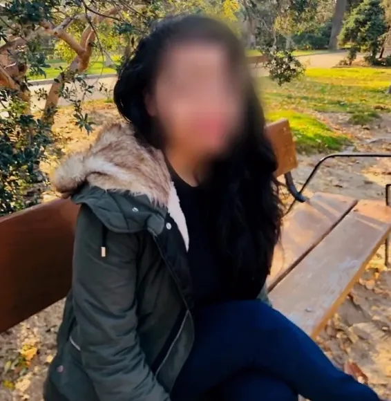 Soukaina, 27