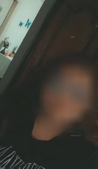 Vera, 25