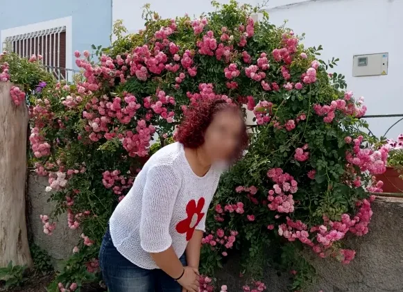 Yasmin, 35